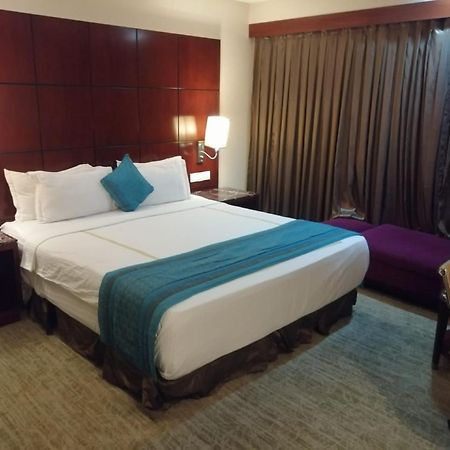 Skycity Hotel Gurgaon Zewnętrze zdjęcie