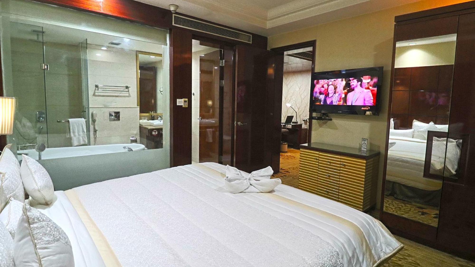 Skycity Hotel Gurgaon Zewnętrze zdjęcie