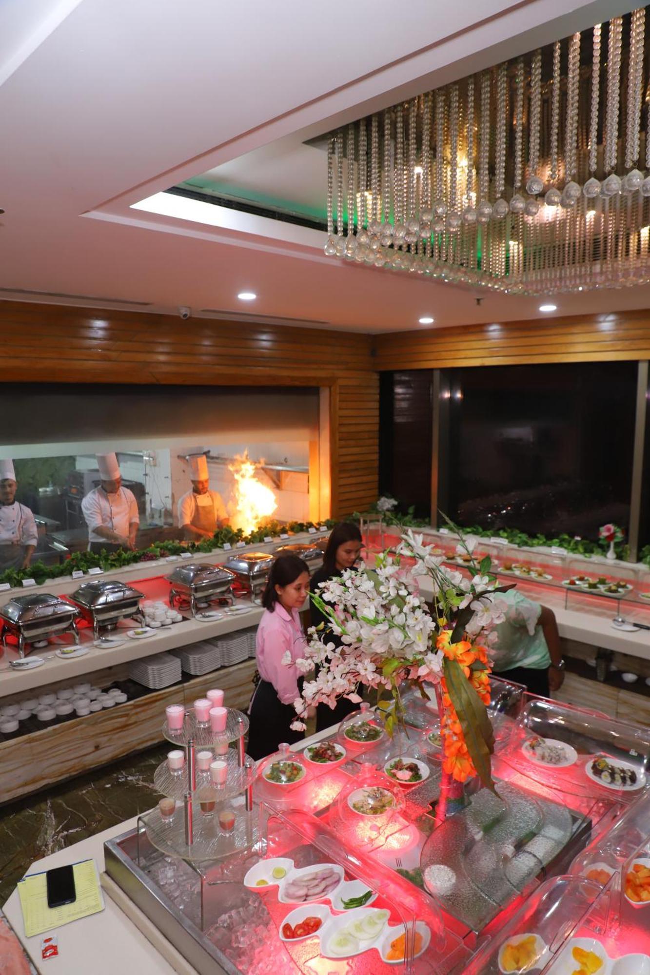 Skycity Hotel Gurgaon Zewnętrze zdjęcie
